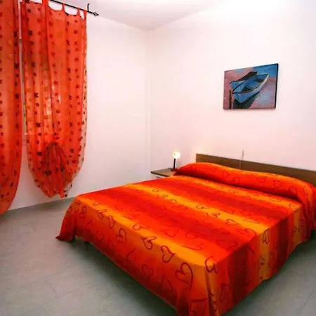 Comfortably Furnished Flat Near The Sea * Бибионе